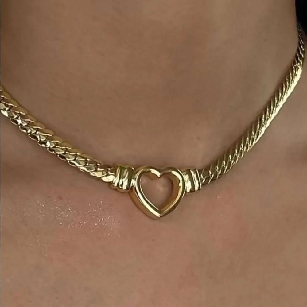 Gold heart necklace  S235